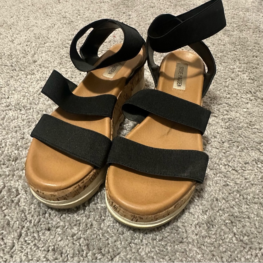 Steve Madden Black and Tan Women's Sandals
